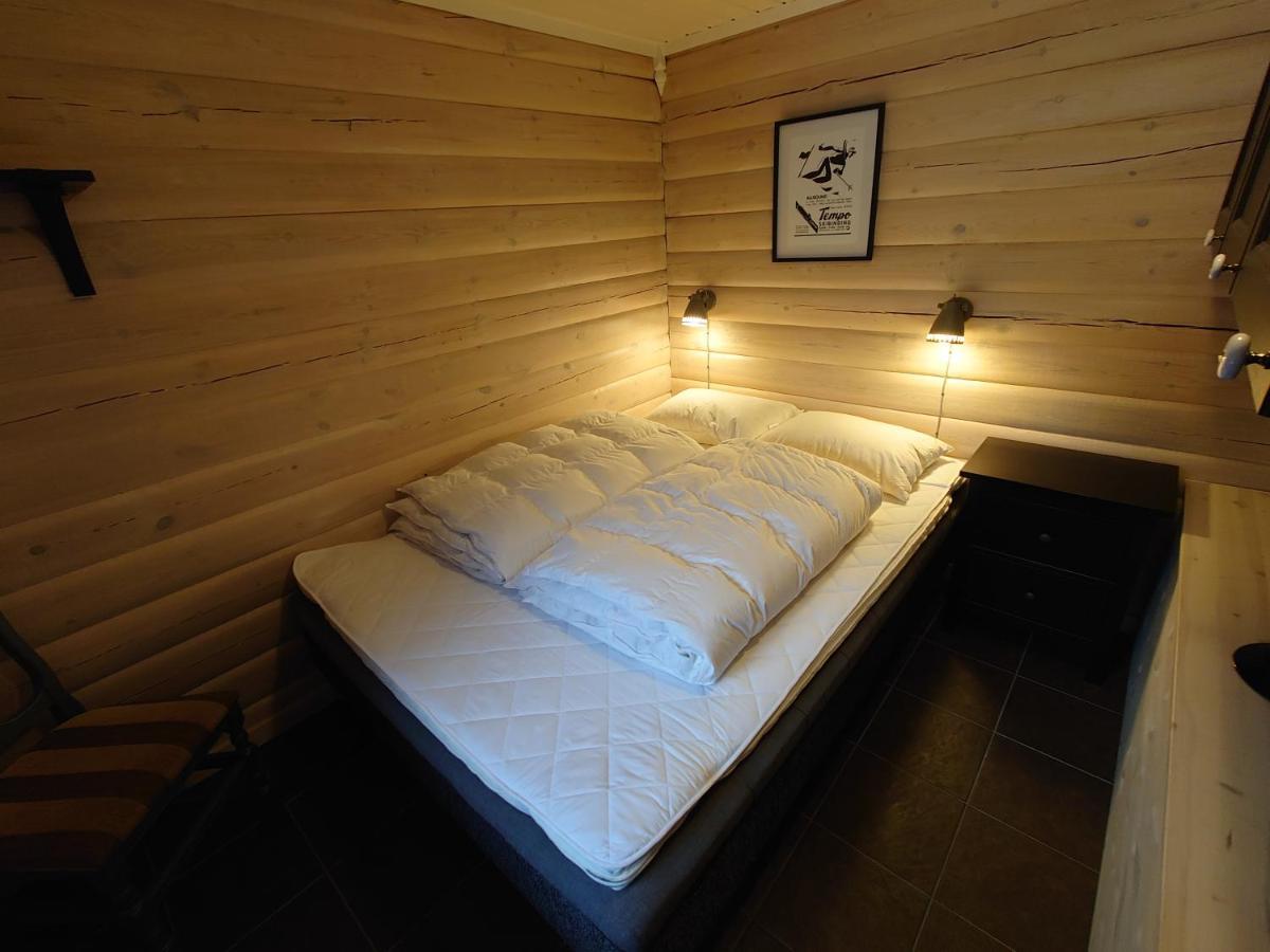 100M Lift, 2 Min Swim - Large Family Cabin วราดาล ภายนอก รูปภาพ
